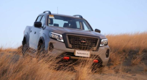 nissan navara np300 suv 2024